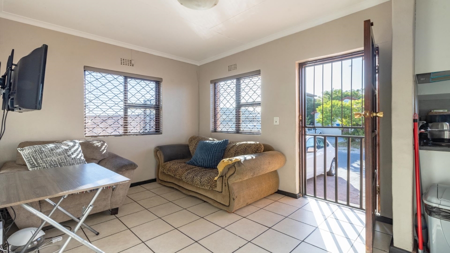2 Bedroom Property for Sale in Highbury Park Western Cape